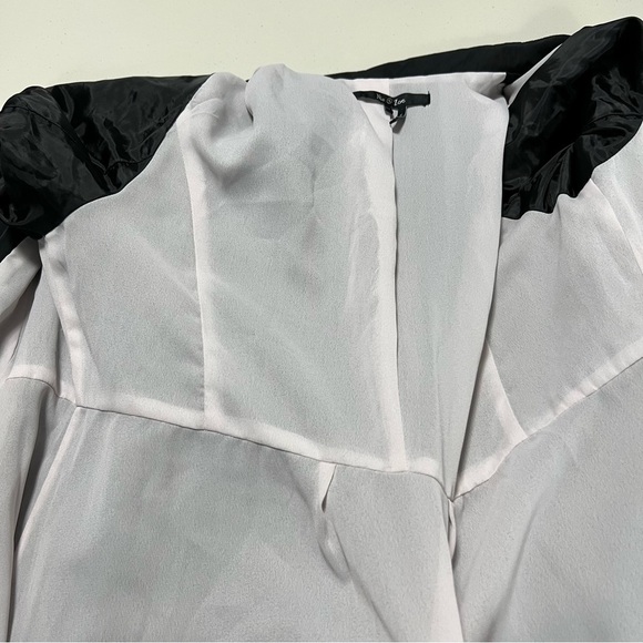 NIC + Zoe Perforated Hem Windbreaker Dress Coat - Picture 5 of 9